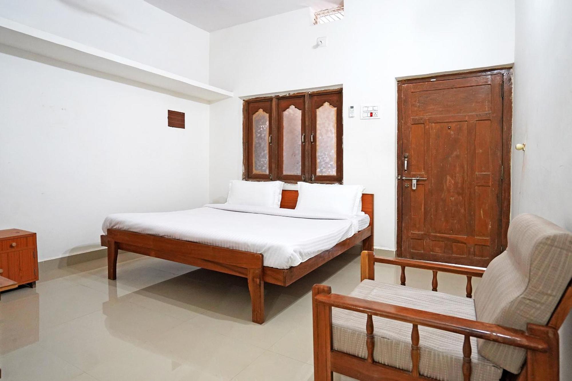 Oyo Home Unity Home Stay Rajpipla Экстерьер фото