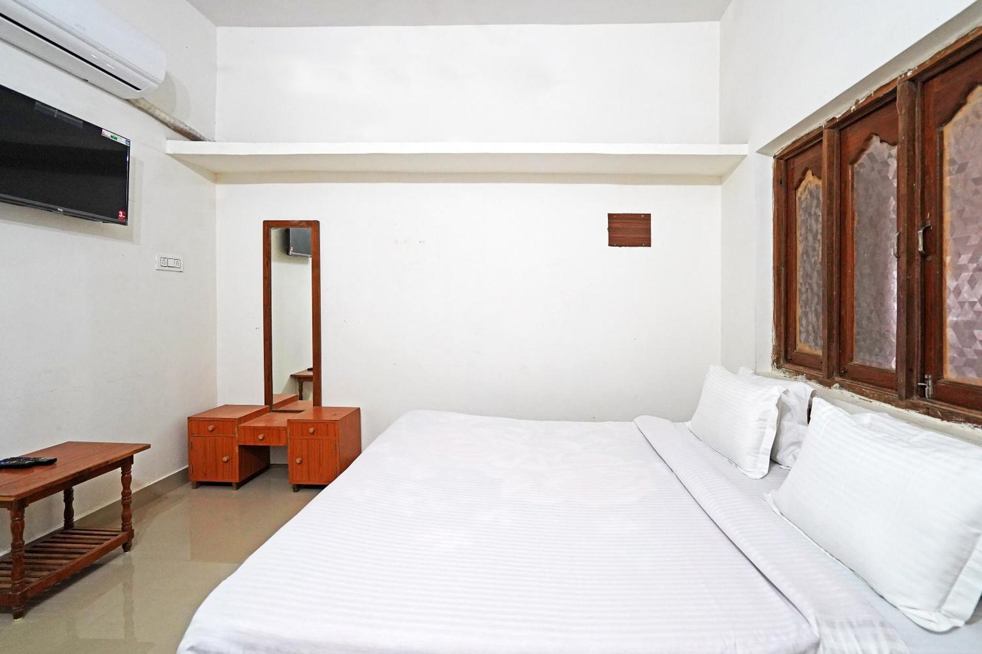 Oyo Home Unity Home Stay Rajpipla Экстерьер фото